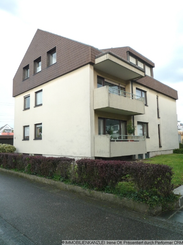 MFH Stra�enseite Etagenwohnung Ettlingen