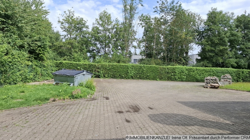 Au�engel�nde Halle / Lager / Produktion Ettlingen