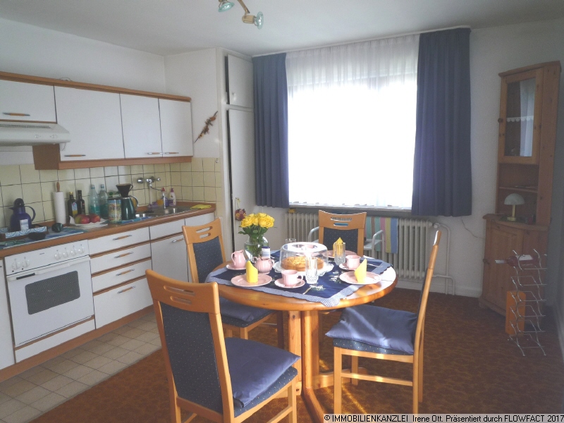 OG Wohnk�che mit Ausgang zum Balkon Zweifamilienhaus Kehl