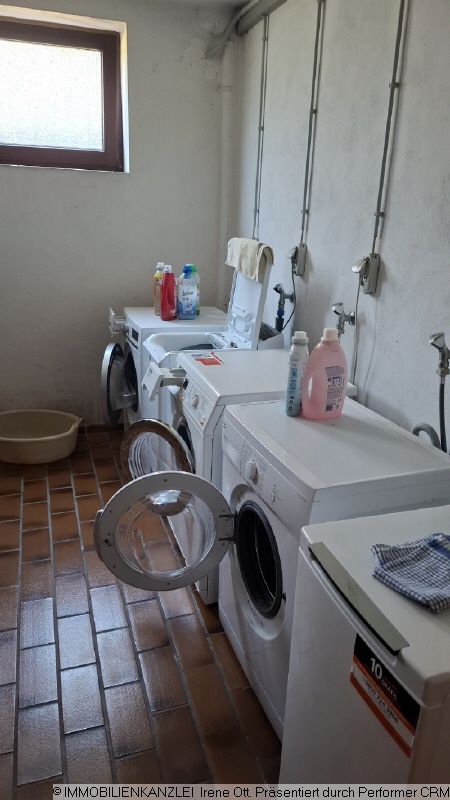 Wasch-Trockenraum UG Etagenwohnung Ettlingen
