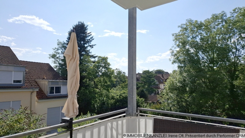 Blick vom �berdachten Balkon Etagenwohnung Emmendingen