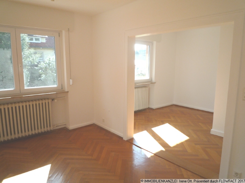 Zimmer mit Ankleide Einfamilienhaus Baden-Baden
