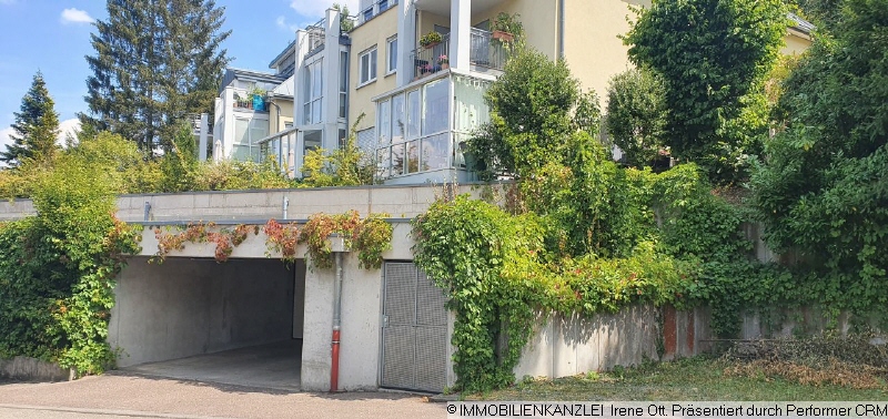 Garageneinfahrt Terrassenwohnung Baden-Baden