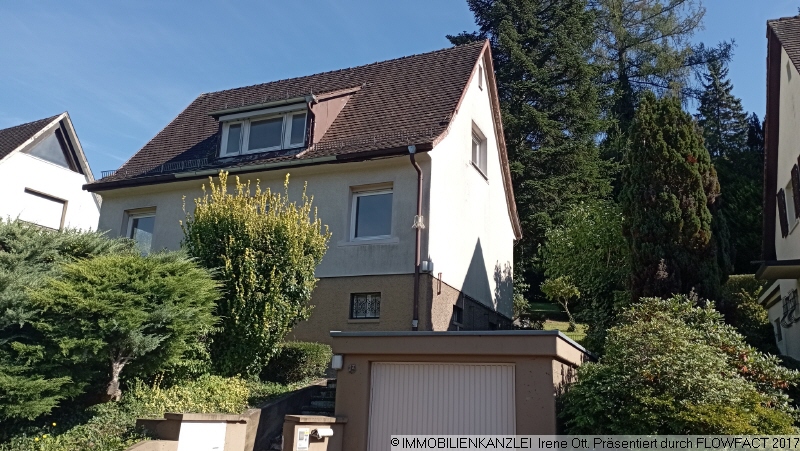 Wohnhaus mit Garage und Garten Einfamilienhaus Baden-Baden