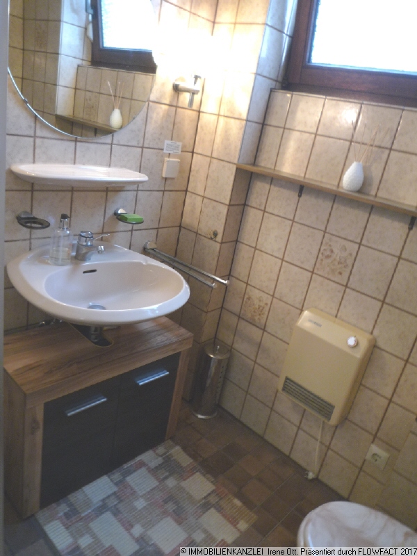 TL-Bad Sanit�r Erdgeschosswohnung Ettlingen