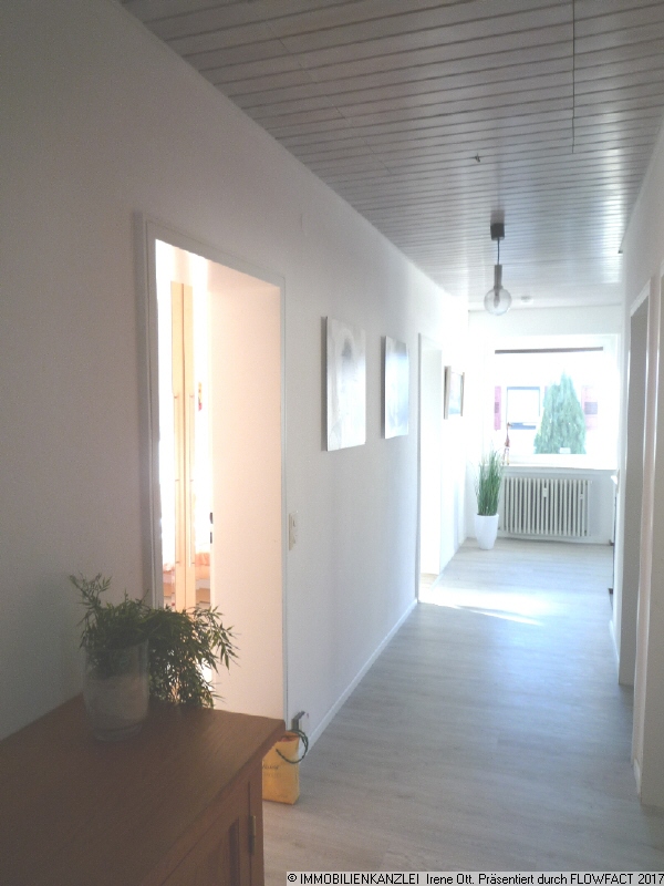 OG Flur Einfamilienhaus Ettlingen