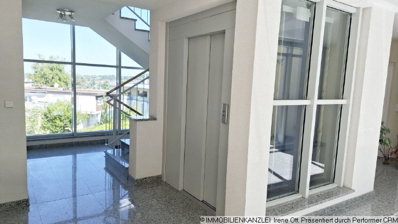 Etage mit Aufzug hell Terrassenwohnung Baden-Baden